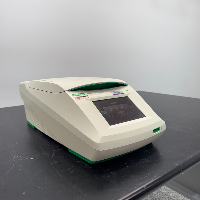 Bio-Rad T100 Thermal Cycler image 0
